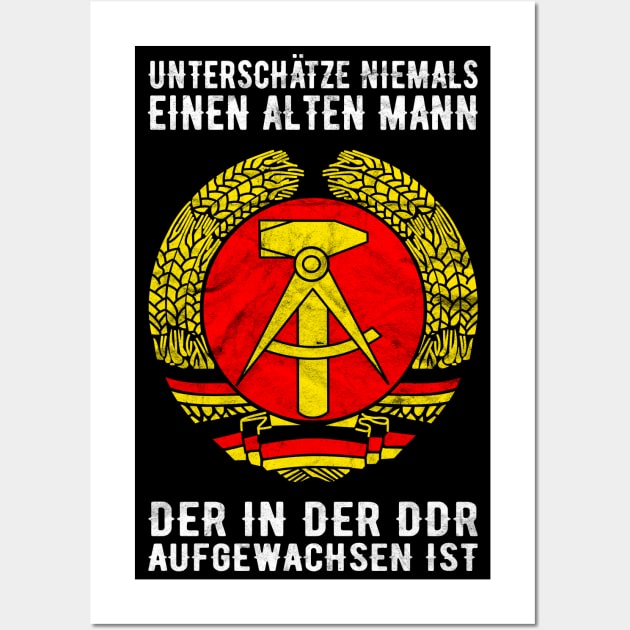 DDR alter Mann Ostdeutschland Osten Ossi Ostalgie Wall Art by auviba-design